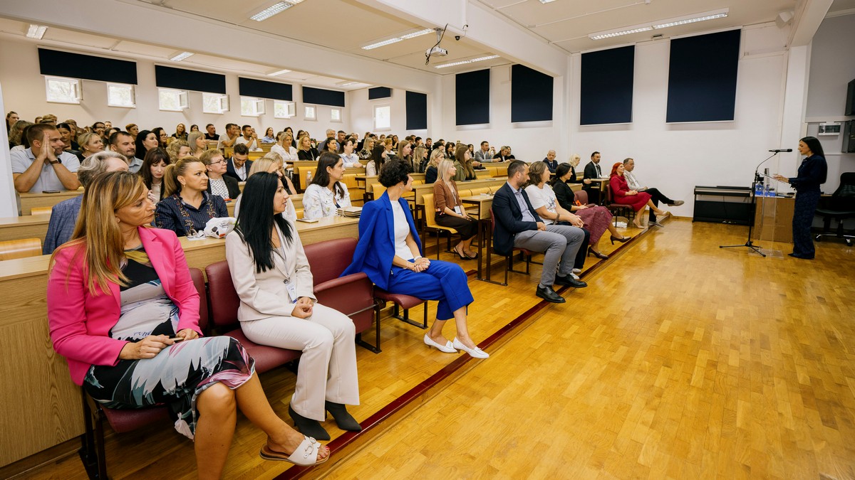 Predstavljanje stručnog rada na 3. međunarodnom skupu u Šibeniku